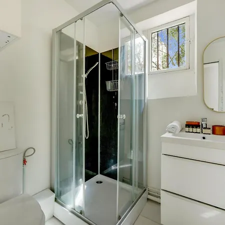 Marais Ecouffes Apartment Paris