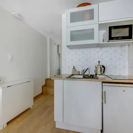 Marais Ecouffes Apartment